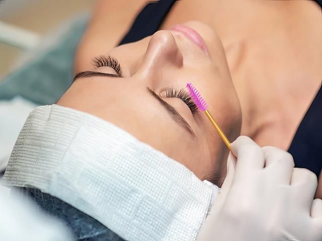 Brow and Lash Treatments Cottingham